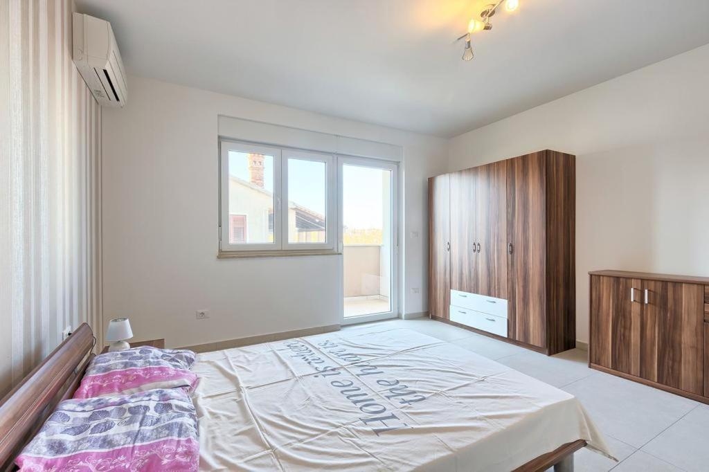 Lovely Fazana Apartments 400M From The Sea Eksteriør billede